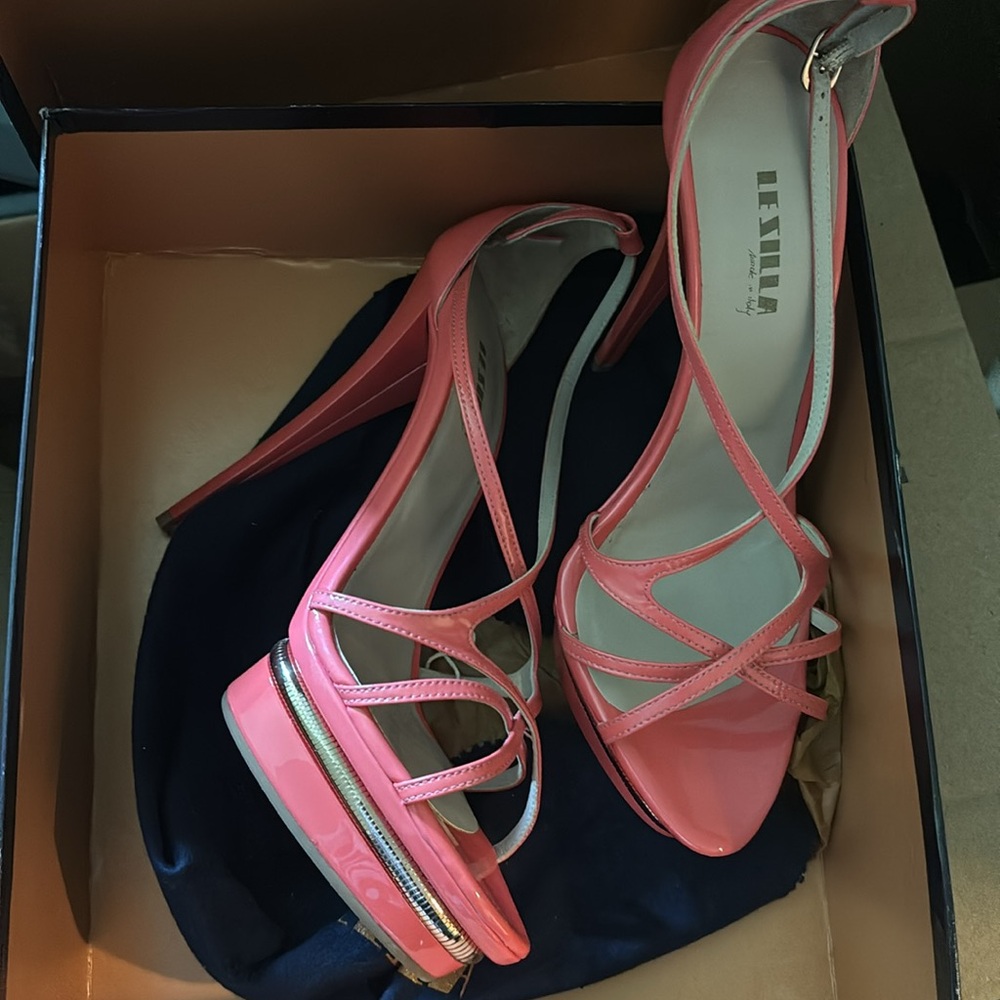 Le Silla Italian leather pink platform heels